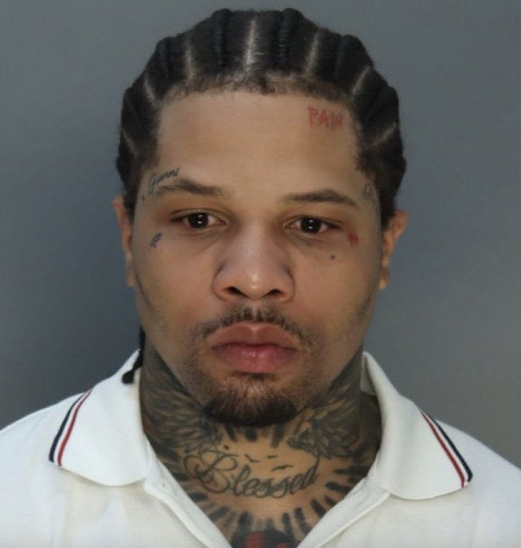 🚨 WBA hafif sıklet şampiyonu Gervonta Davis, 11 Temmuz’da Florida’da “Aile içi şiddet – darp” suçlamasıyla tutuklandı.

Davis’in, eski kız arkadaşına başının arkasından vurduğu ve ona tokat attığı iddia ediliyor.

📰 Kaynak: Andy Slater