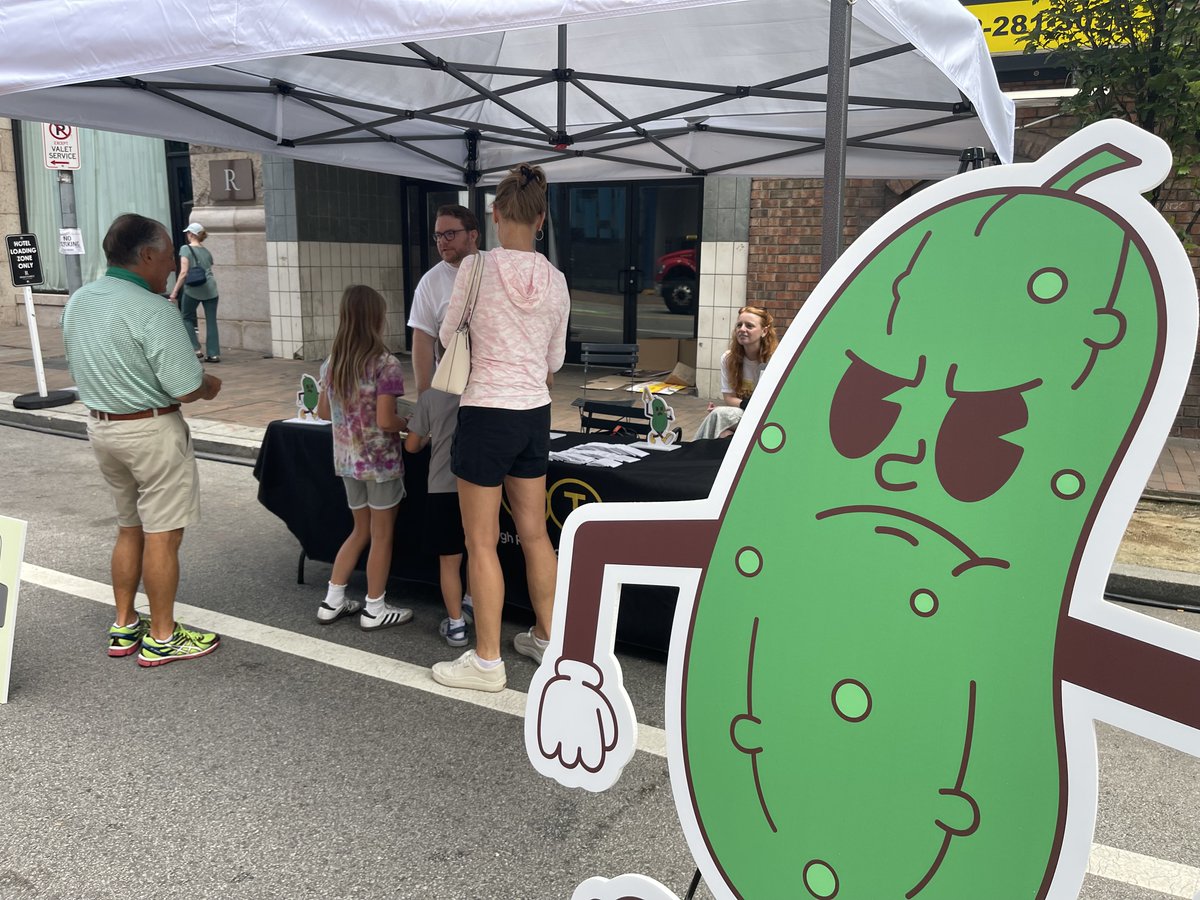PGHtransit's tweet image. Picklesburgh is underway! Come relish in the fun with us this weekend!🥒