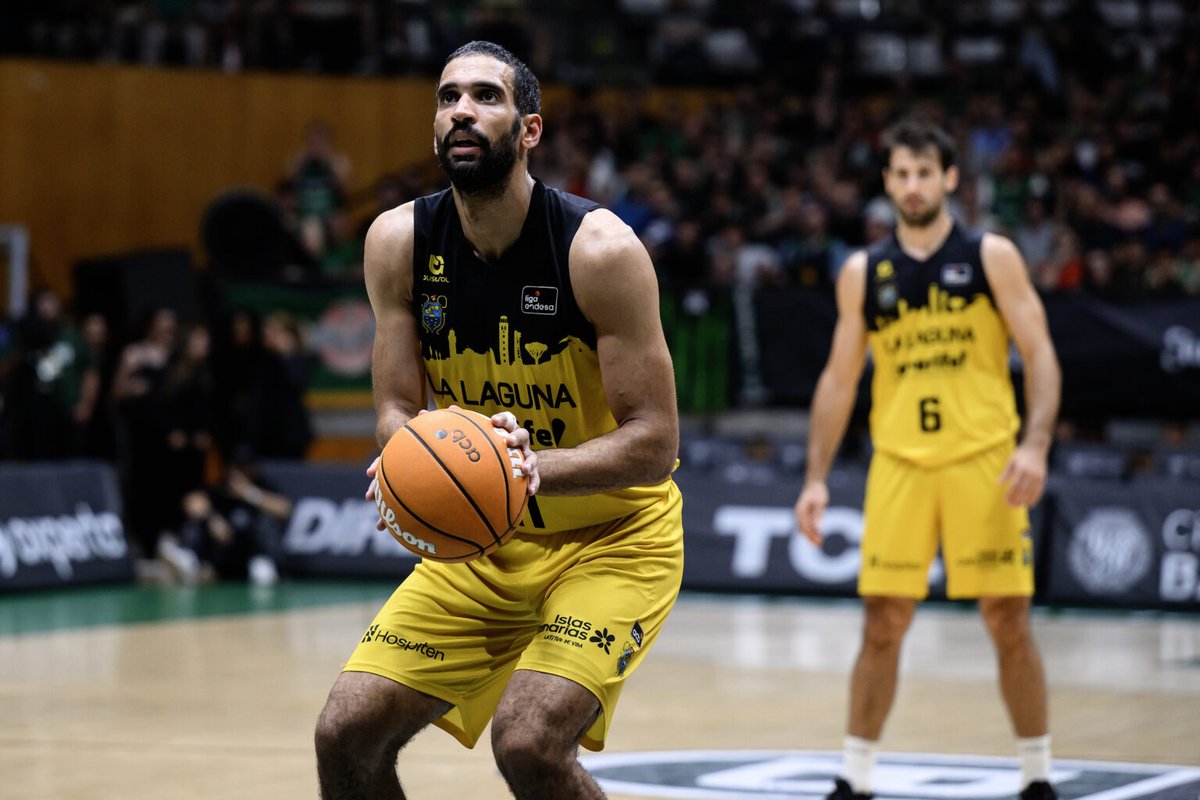 SUPERBASKET7's tweet photo. El club aurinegro ejerce la opción de continuidad sobre Thomas Scrubb https://t.co/V5DBqg4c0S vía @SUPERBASKET7 #baloncesto #basketball  #VamosCanarias @CB1939Canarias
#LaLagunaTenerife #FiebreAmarilla #ACB #muysuperbasket @ACBCOM #ThomasScrubb https://t.co/Vi0856phVI