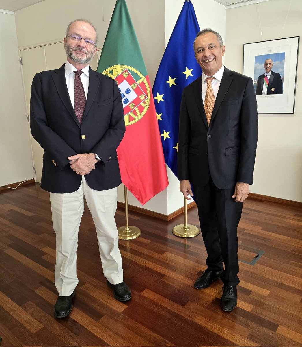 I met with Ambassador Ahmed Reda Chami of Morocco.

🇲🇦 is a strategic partner of the 🇪🇺 and 🇵🇹.

We share many common interests and the same vision of the importance of the future Pact for the Mediterranean in consolidating &amp; revitalising 🇪🇺's relationship with its Med partners.