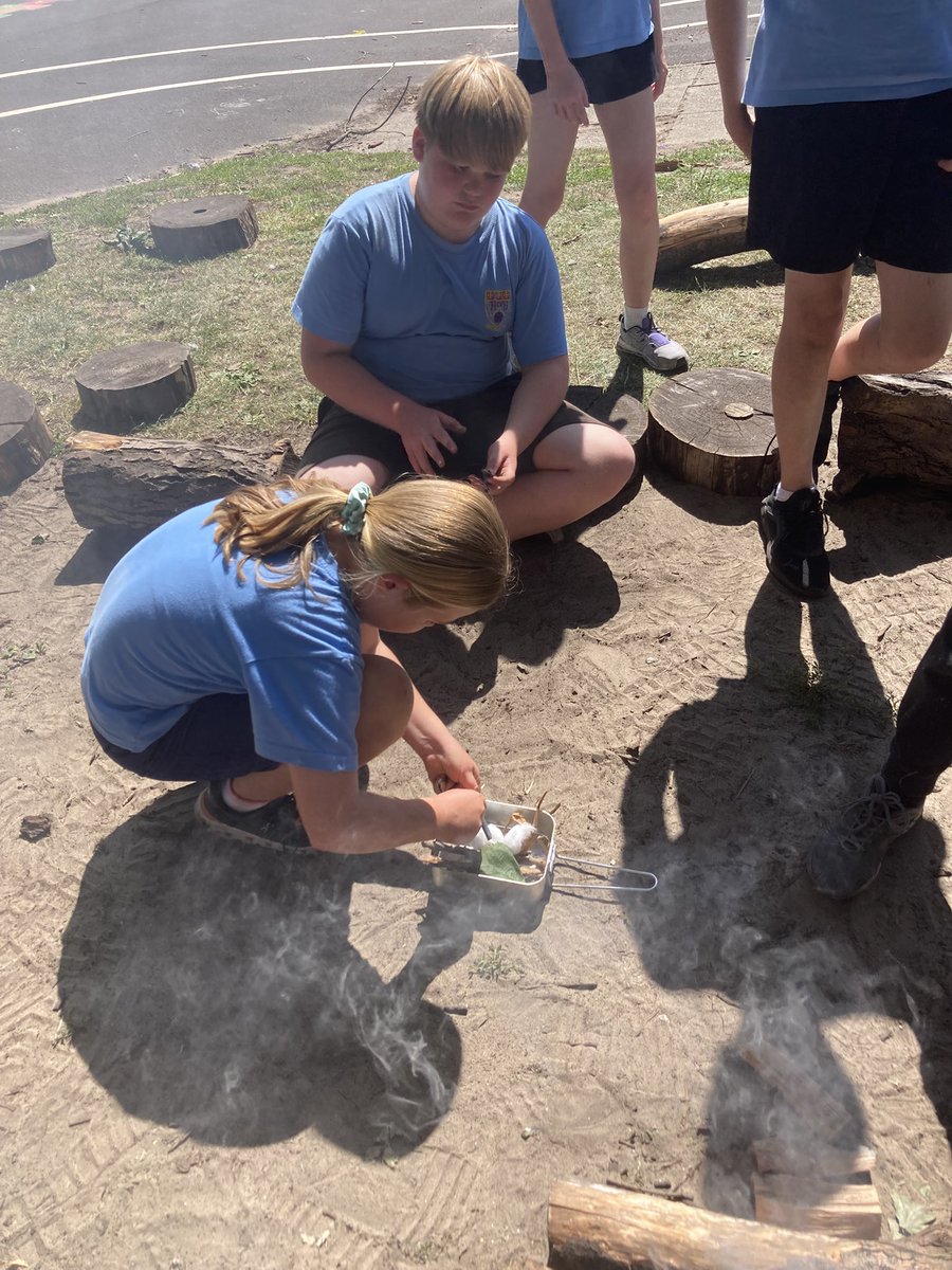 🔥 So so proud of each and every one of our Year 6’s <a href="/RedgateYr6/">Mr McManus</a> - ALL of them can now light a fire using a flint and steel! 👏Well done everyone you have learnt such a great life skill! 😃 👩🏻‍🌾💚 #forestschool #learning #fun