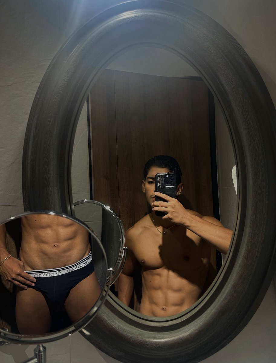 giving mirror