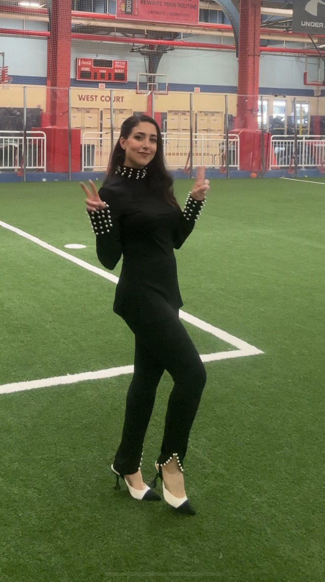lindavivah's tweet image. Maybe wasn’t the best decision to wear heels to my son’s soccer birthday party….. 🤣YOLO