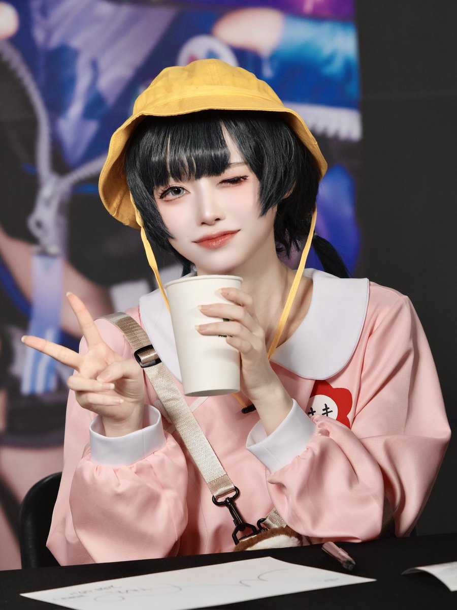 크리에이터 미디어 대전 금요일
블루아카이브 - 키사키
M : <a href="/_mayomayoneze/">マヨネーズ_마요네즈</a>