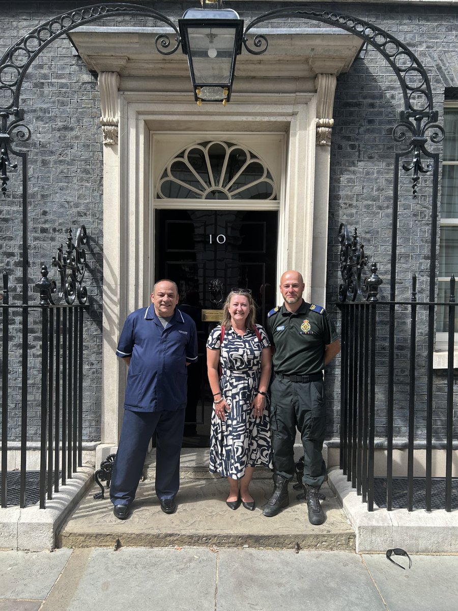 GMBCampaigns's tweet image. GMB Union reps up front and centre at a Public Service Workers’ Reception at Downing Street today ✊
Great to see Martin Jackson and Paul Turner there - doing the GMB proud - along with our very own National Secretary, Rachel Harrison 🖤🧡
@RHarrisonGMB @KatFletcher