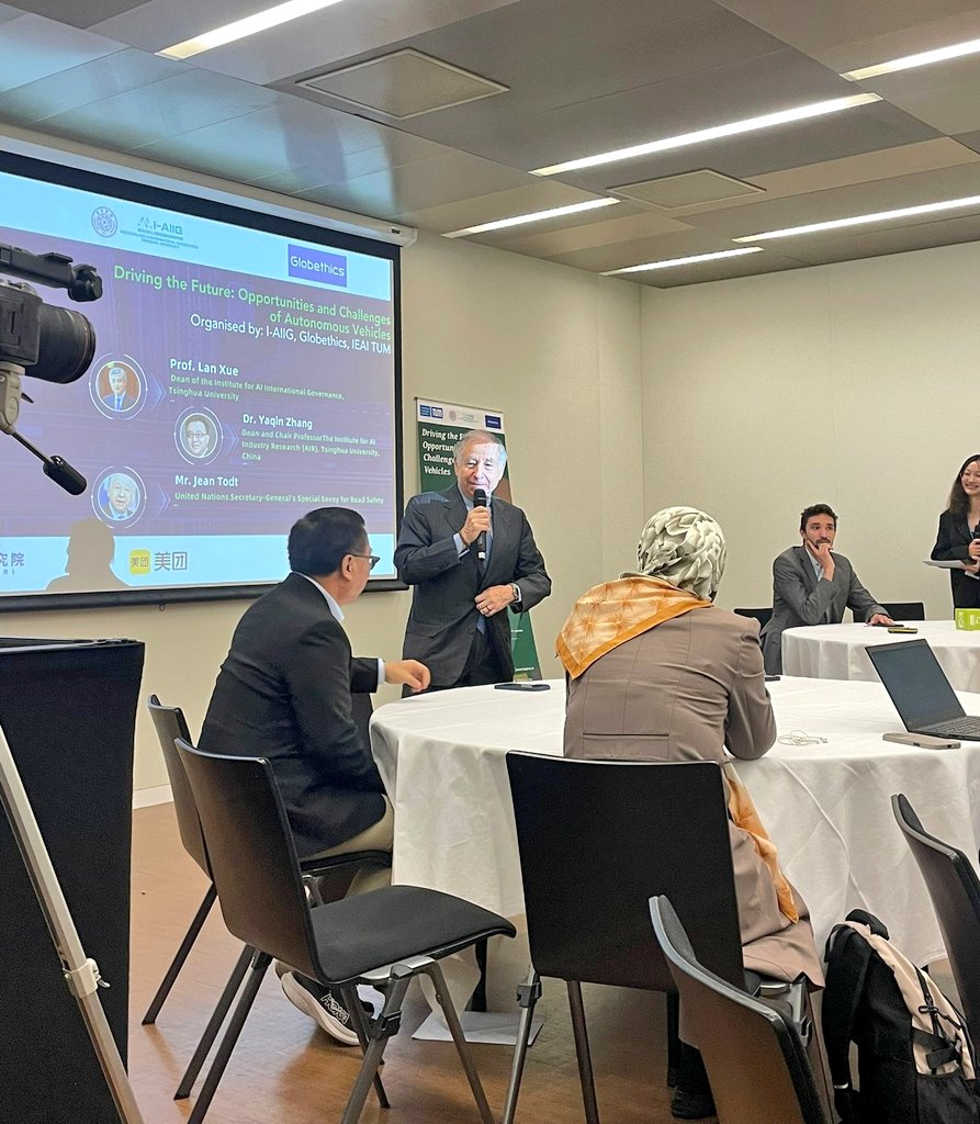JeanTodt's tweet image. Can AI be trusted to make life-or-death decisions? Only if it’s fair, safe & accessible to all.
Spoke at #AIforGood’s Future Networked Car Symposium by @UNECE & @ITU, and Driving the Future: Opportunities & Challenges of Autonomous Vehicles with @Tsinghua_Uni.
Glad to see our…
