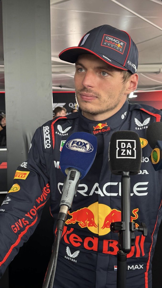 him but in black race suit🫦🧎‍♀️