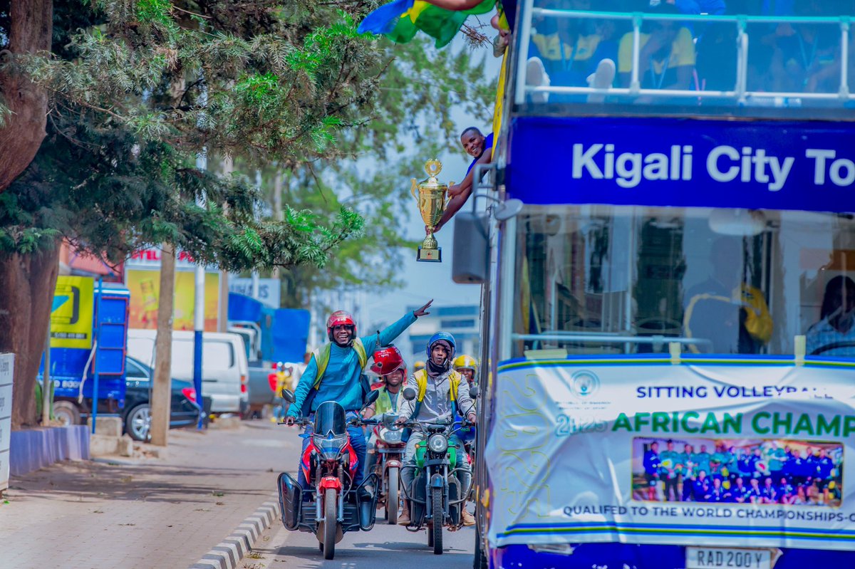 🇷🇼🏆 Today, Team Rwanda proudly paraded through Kigali with their hard earned trophies after conquering the Africa Sitting Championship 2025!

A moment of national pride and celebration.

Thank you, champions! 🙌🔥