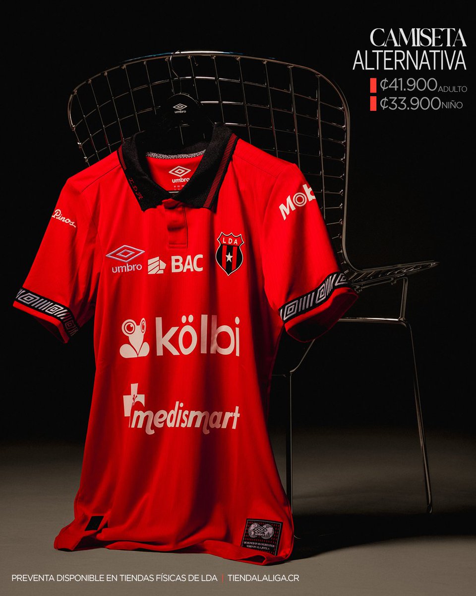 Una camiseta que une tradición británica y pasión costarricense. 🔴⚫️
Umbro trae su herencia al nuevo uniforme alternativo de LDA.

🏷️ Adultos: ¢41.900 / Niños: ¢33.900
🛒 Preventa disponible en Tienda La Liga &amp; tiendalaliga.cr