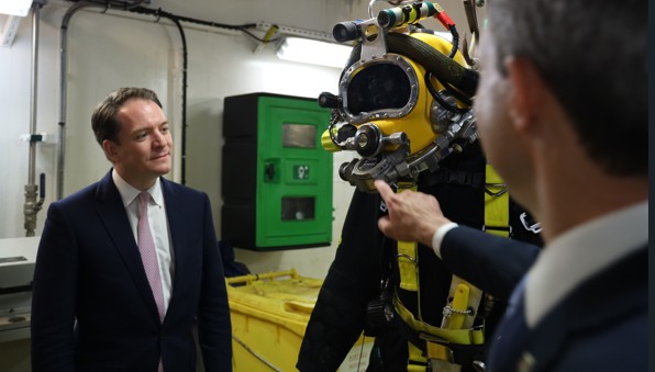 OEUK_'s tweet image. OEUK hosted @GarethDavies_MP and @AndrewBowie_MP in our Aberdeen office to discuss the important work happening across our energy landscape. Decisions made in the coming months that will shape our energy landscape and economy for decades to come.