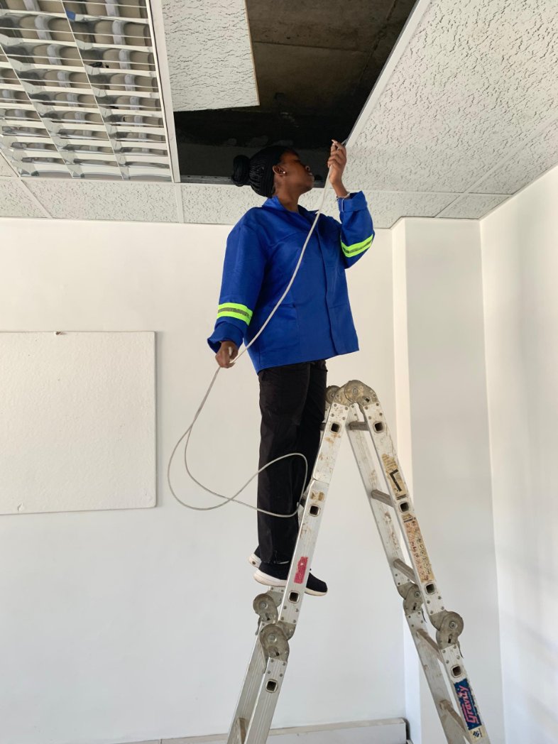 undpmalawi's tweet image. Meet Victoria Kankhokwe, an intern with @undpmalawi-@ICTAM265's Tech Internship with @OldMutualMalawi. She’s now building HR apps, installing UPS systems, & hunting vulnerabilities. “This internship is not just shaping my goals; it’s bringing them to life.” #Tech4Good