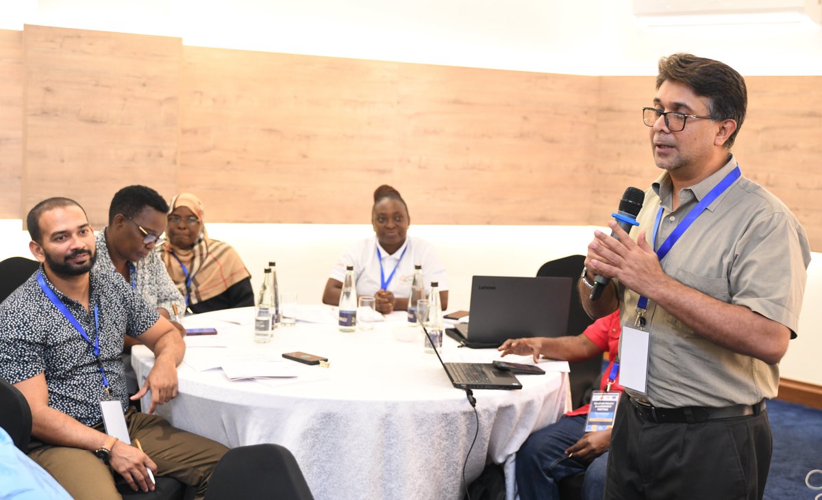 KEMRI_Wellcome's tweet image. Today we held a one-day Malaria Policy Engagement meeting that gathered researchers, national policymakers and county health leaders from Kilifi, Kwale, and Mombasa counties. Organized under the @EDCTP East African Consortium for Clinical Research (EACCR3) malaria work package,…