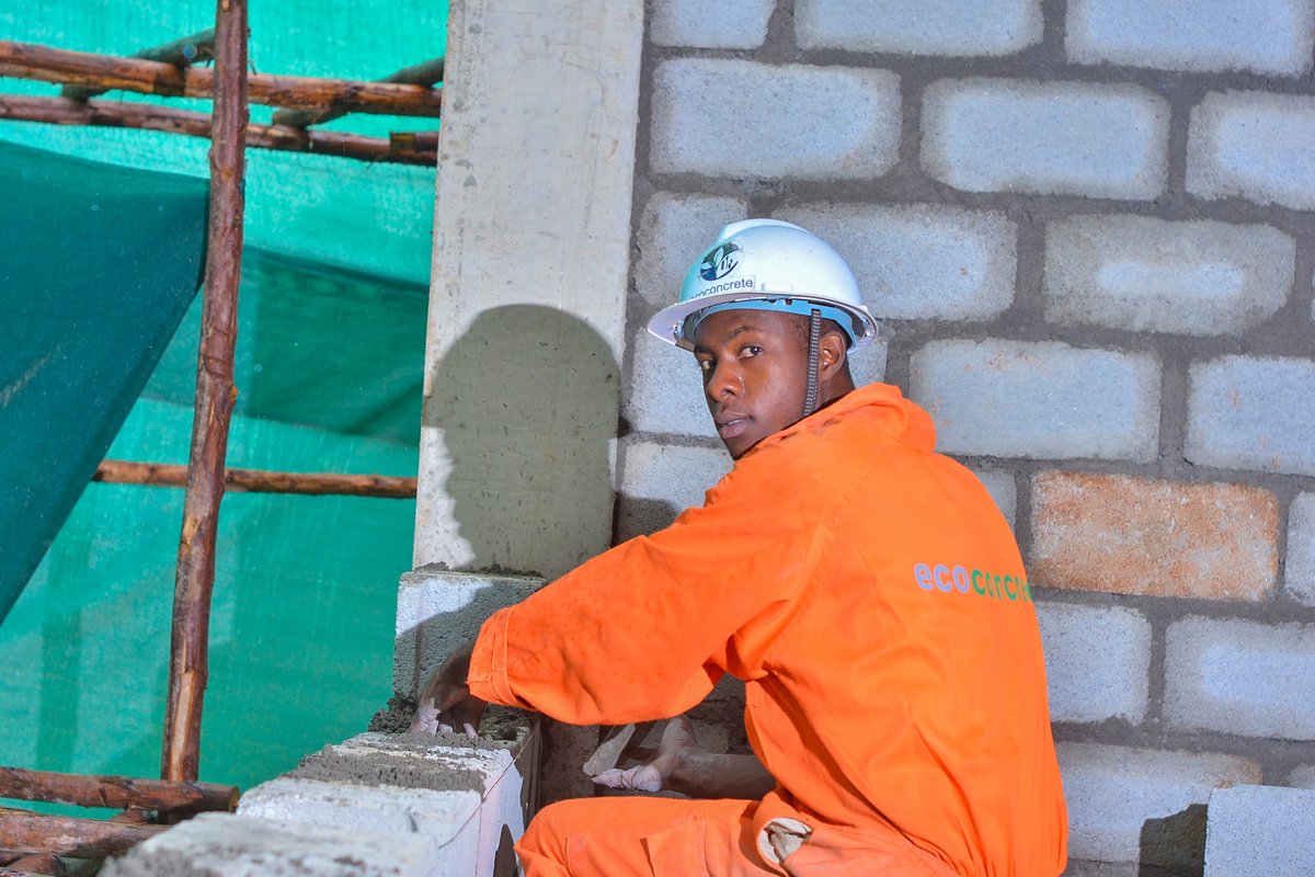 ApolloBuregyeya's tweet image. 🏗️Love as Infrastructure: A Weekend Guide to Durability Design.
========
Mwijhe mbatebeze! In this town of Kyebando, in the city of Kampala, lived a couple. Tony, a passionate man with strong foundational values (but sometimes poor finishing), and Lydia, a meticulous planner who…