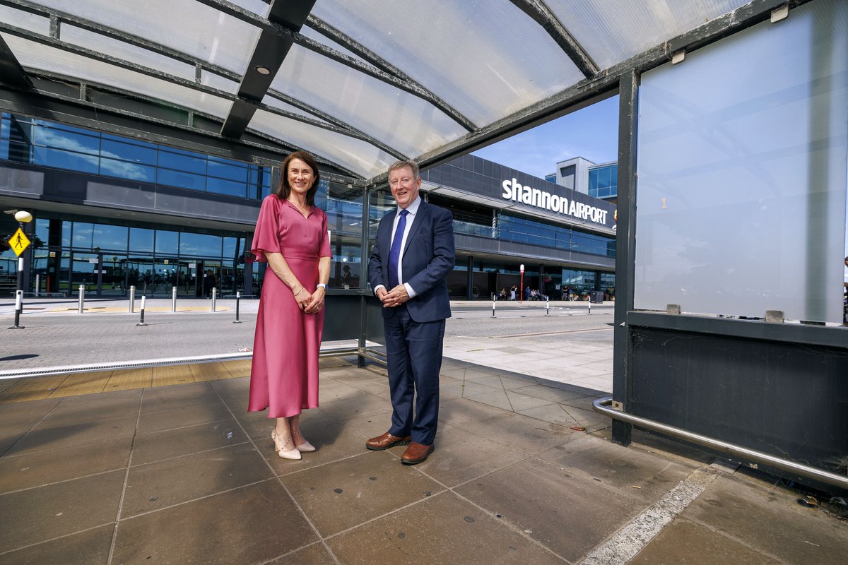 SeanCanney's tweet image. Great to visit @ShannonAirport yesterday on my first official visit as Minister of State.
Exciting €30m investment under way – incl. terminal upgrades, new R&D space & Ireland’s first solar PV farm on airport lands.