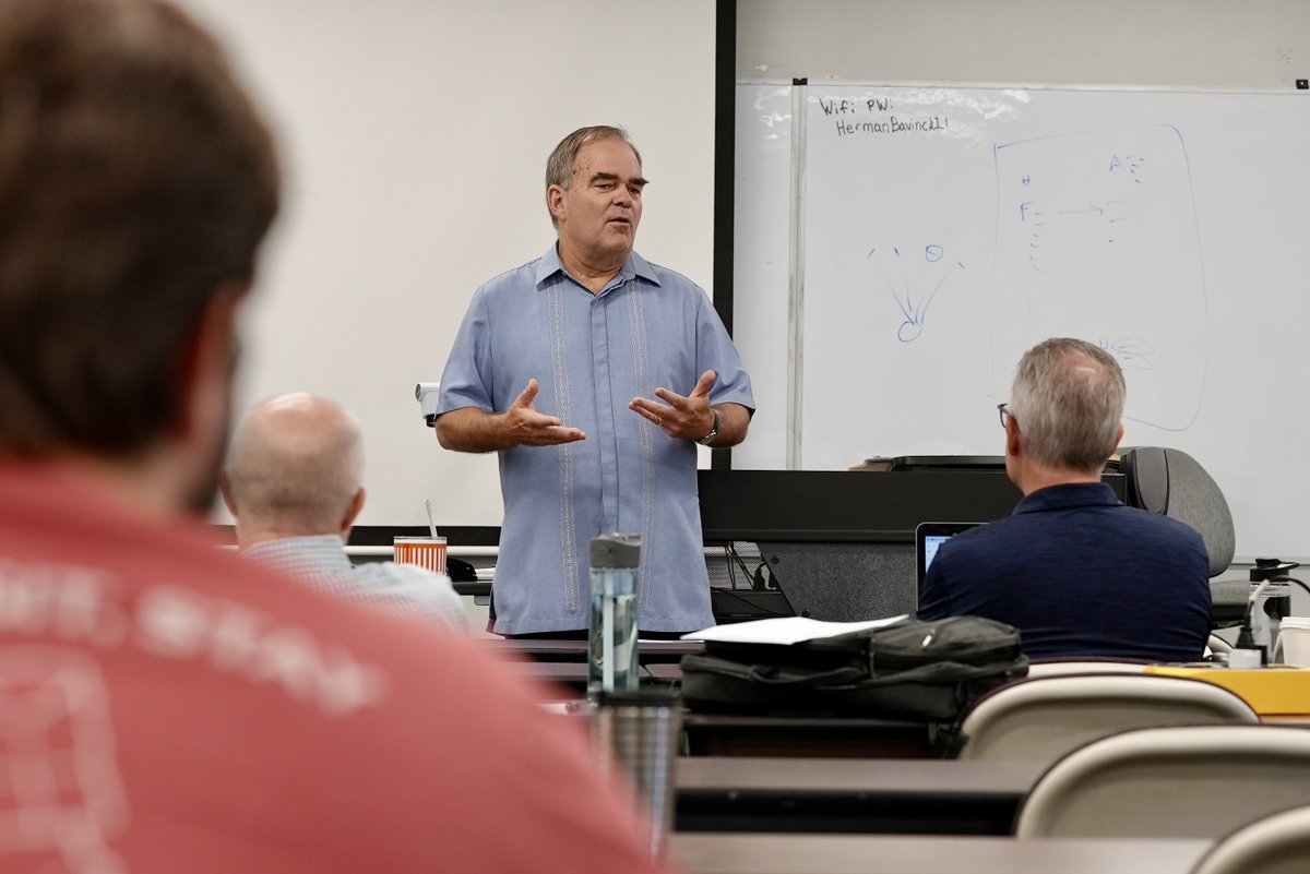 RTSCharlotte's tweet image. Wrapping up another week of Summer intensives!
- Pastoral Counseling taught by @DrKeithAEvans and @j_newheiser
- Commending Christianity in Contemporary Culture taught by @XianMind