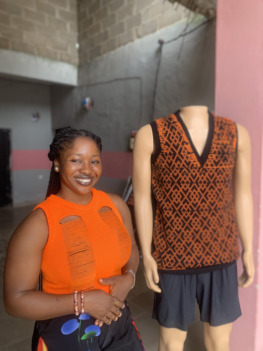 M_ultimateknits's tweet image. All outfits made by me
Available as seen for pickup ups
Delivery can be made to any location
#BLACKPINK #benueknitter❤️🧶❤️ #thealpacashow #madeinbenue #tivtheworld