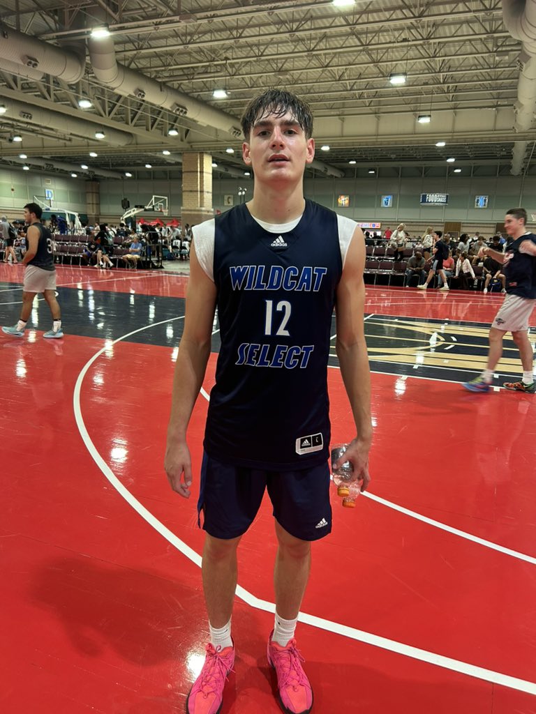 🔥 <a href="/HGSL_HoopGroup/">HGSL</a> Matchup: <a href="/TeamWildcatHGSL/">Team Wildcat</a> takes it 58-53 over NY Lightning.

Player of the Game: #12 Alex Mack. He had 24 points, while knocking down 5 triples.
Big-time shot maker!