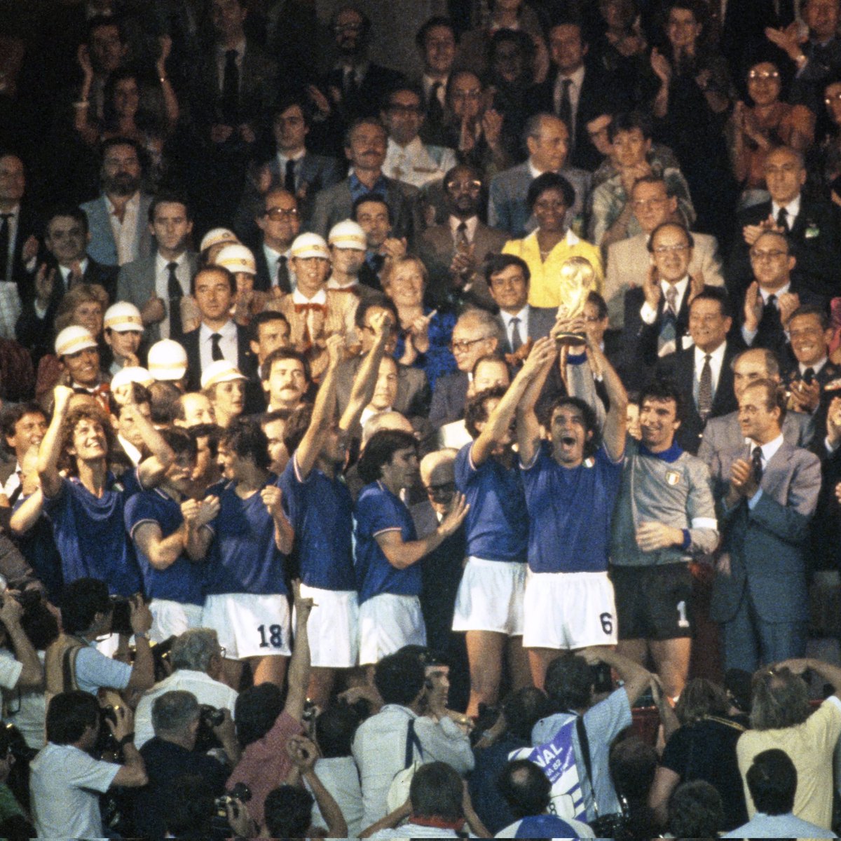 11 July 1982 ⭐️⭐️⭐️

#Azzurri #VivoAzzurro