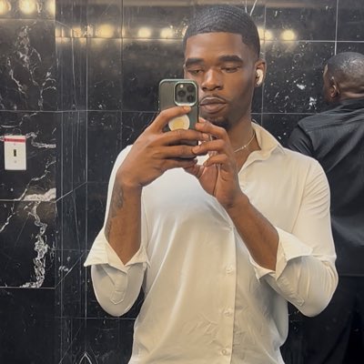 Watch XchangeGod's leaked NSFW photo on TwXstars