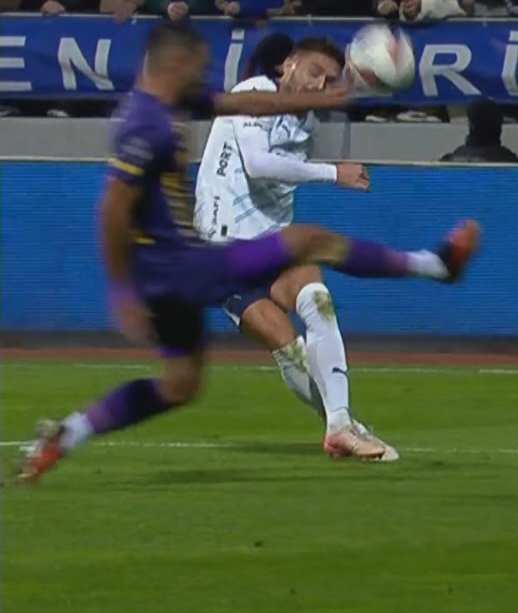 Uluslararası bahis kartelinin gönüllü işbirlikçisi, ebedi Fenerbahçe düşmanı, hain feto'nun yüzsüz hizmetkârı, 6. saray'lı ahlaksızlar hesap vermeden #3Temmuz bitmez.

#MHKdeFetoVar
#FetocuOkanBuruk
#3TemmuzBitmedi
#SarıLacivertDuvar
#3TemmuzuUnutmadık
#3TemmuzTartışmayaKapalı