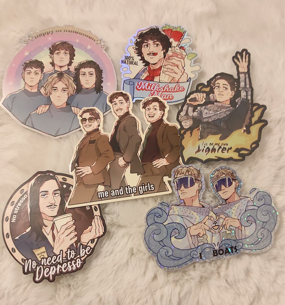 Foudreika's tweet image. ⭐ESC SH0P UPDATE⭐
💫Shipping worldwide
💫 New stickers, charms and prints
foudreikashop.bigcartel.com
Like&RTs are very much appreciated!! 💖