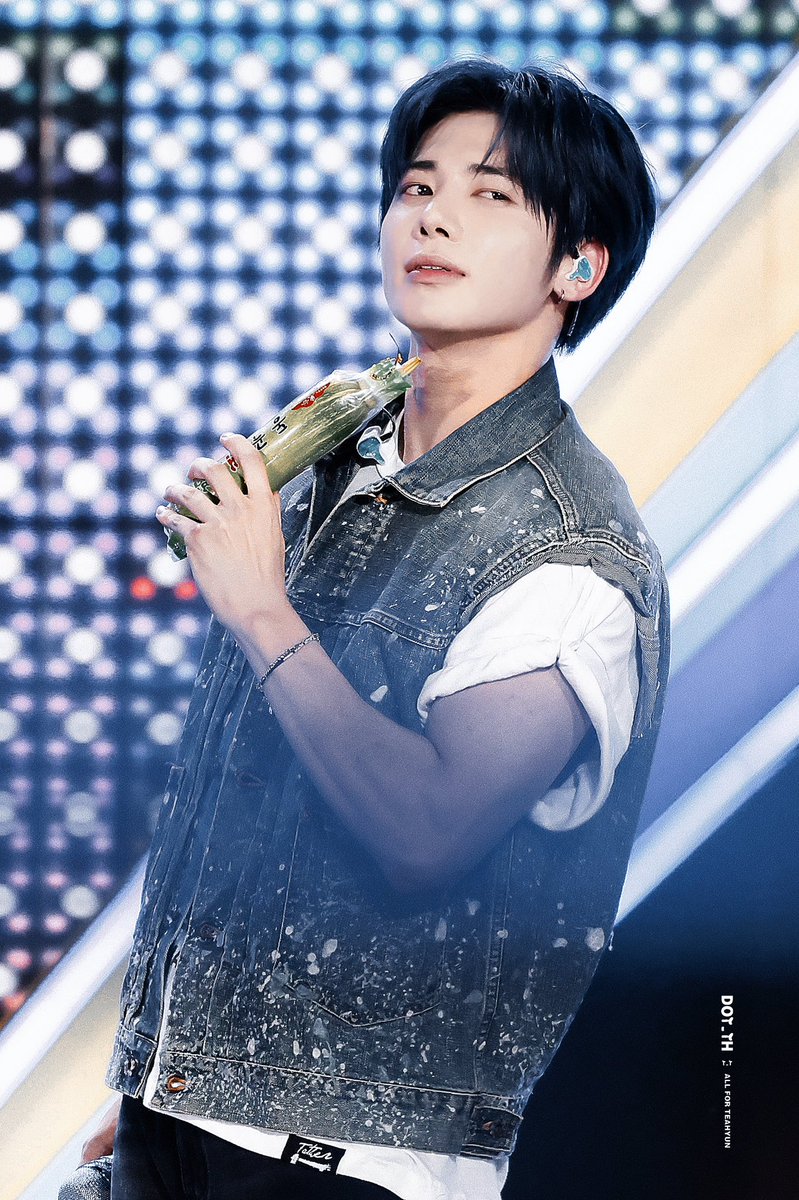 dotdot_th's tweet image. 250710
#TAEHYUN #ํํ #ใใใงใณ
#TXT_TAEHYUN #TXT_ํํ
#TXT #ํฌ๋ฐํฌ #ํฌ๋ชจ๋ก์ฐ๋ฐ์ดํฌ๊ฒ๋
#TOMORROW_X_TOGETHER