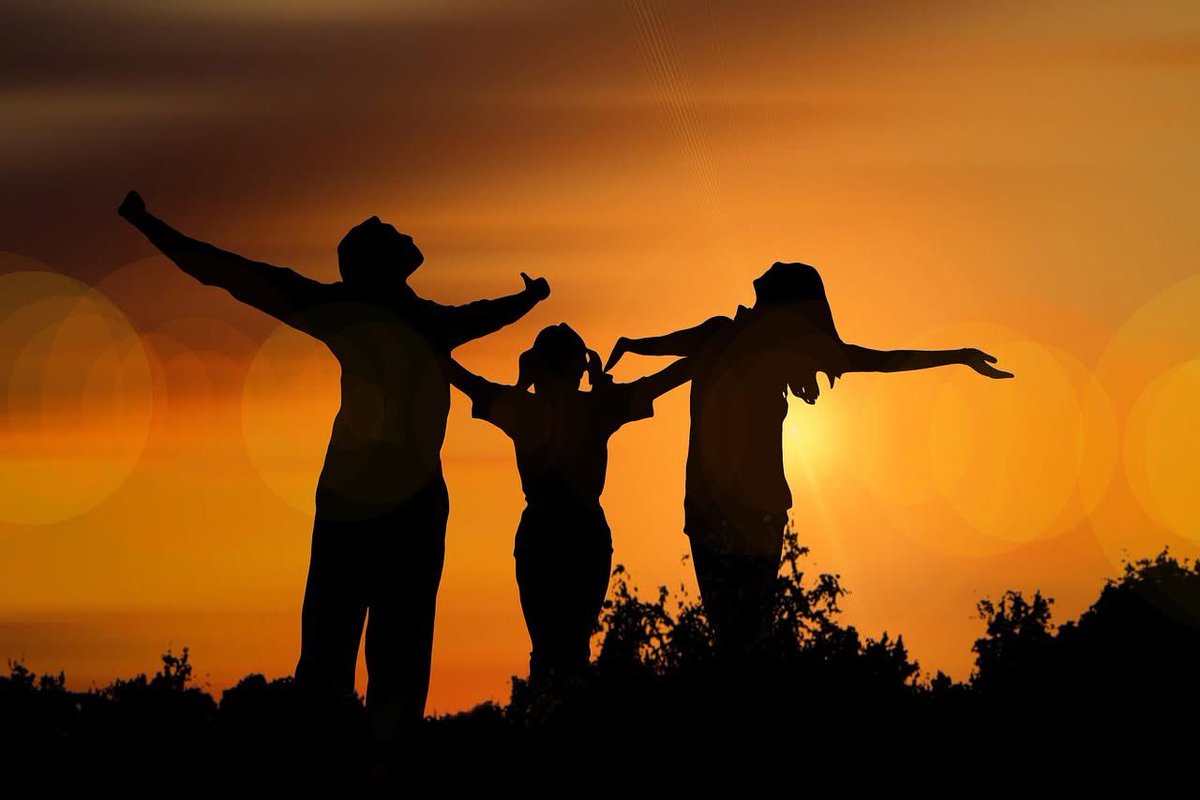ResplendencyInc's tweet image. AWARE TO THE NEEDS OF OTHERS
Romans 12:15 tells us, “Rejoice with those who rejoice; mourn with those who mourn.” As believers in Christ Jesus we are encouraged to remain sensitive to each others’ needs and love one another sincerely. This means we will bear with one another and…