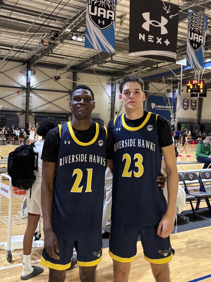Dylan Thayer (@dylanthayer0) on Twitter photo 2028 forwardโs Abraham Miracle Taiwo & Stra Zelic are rising sophomores to know out of the Big Apple.
6โ8โ Taiwoโs versatility shined as he rose up into three balls and blocked shots while Zelicโs floor spacing and imposing paint size (7โ) stood out.
<a href="/RiversideHawks/">Riverside Hawks</a>
๐ณ๐ฌx๐ท๐ธ 2028 forwardโs Abraham Miracle Taiwo & Stra Zelic are rising sophomores to know out of the Big Apple.
6โ8โ Taiwoโs versatility shined as he rose up into three balls and blocked shots while Zelicโs floor spacing and imposing paint size (7โ) stood out.
<a href="/RiversideHawks/">Riverside Hawks</a>
๐ณ๐ฌx๐ท๐ธ