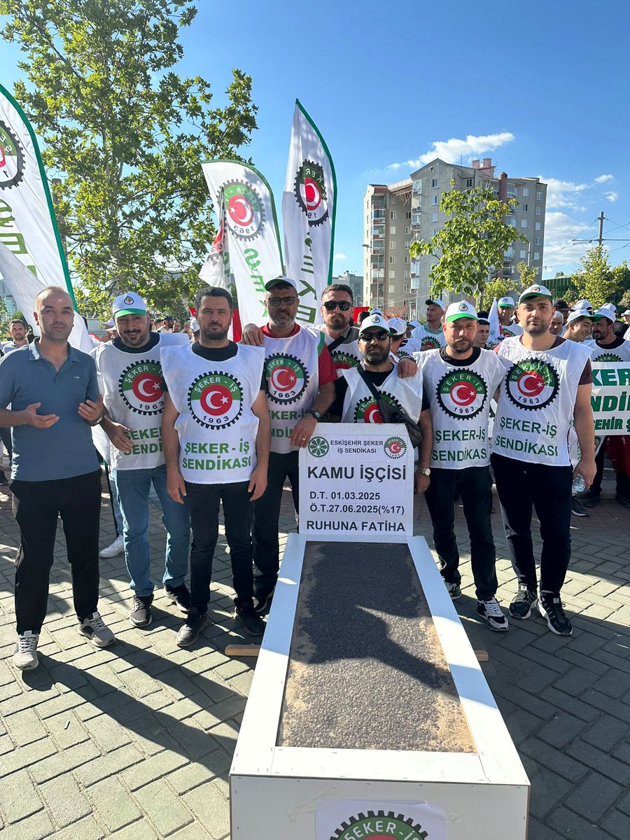 #zordayızgeçinemiyoruz <a href="/tcbestepe/">T.C. Cumhurbaşkanlığı</a> <a href="/HMBakanligi/">T.C. Hazine ve Maliye Bakanlığı</a> <a href="/csgbakanligi/">T.C. Çalışma ve Sosyal Güvenlik Bakanlığı</a> <a href="/sekerissen/">Şeker-İş Sendikası</a> <a href="/turkiskonf/">TÜRK-İŞ</a> <a href="/cengizunder14/">Cengiz ünder26</a> <a href="/murattasliyurt/">Murat TAŞLIYURT</a> <a href="/DokuzlarHamit/">HAMIT DOKUZLAR</a>