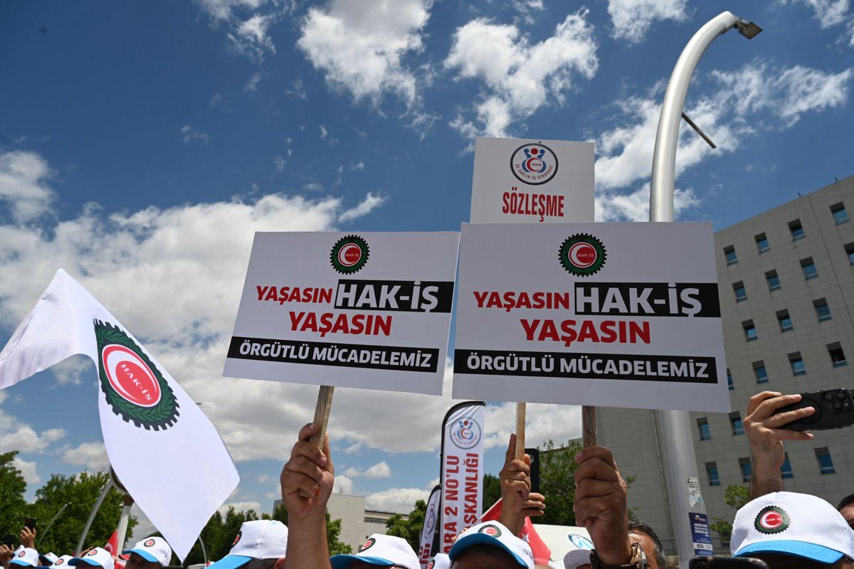 KÇP’de unutulmak değil, hakkımızı almak istiyoruz.
#işçimüjdebekliyor

<a href="/tcbestepe/">T.C. Cumhurbaşkanlığı</a> <a href="/HMBakanligi/">T.C. Hazine ve Maliye Bakanlığı</a> <a href="/csgbakanligi/">T.C. Çalışma ve Sosyal Güvenlik Bakanlığı</a>