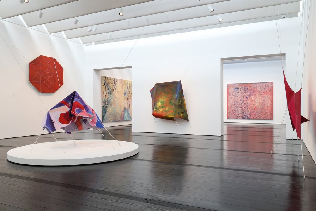 It's the last weekend to see "Joe Overstreet: Taking Flight" at the Menil Collection. Plan to visit through July 13.

Learn more: menil.org/joeoverstreet