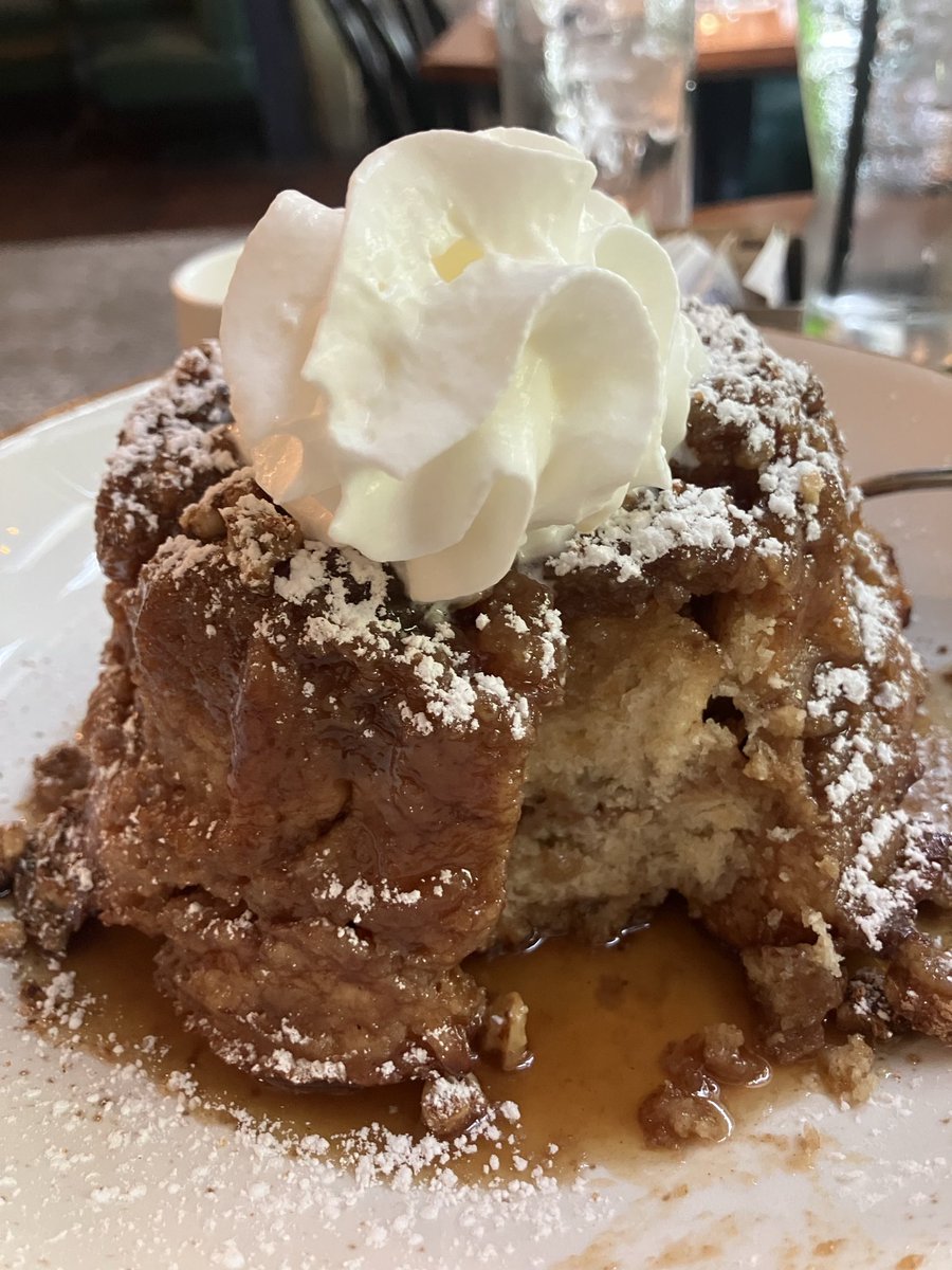 genesimmons's tweet image. Kids, it’s called Monkey Bread. You northerners don’t know what this is. Come down to the south and taste a slice of heaven.
