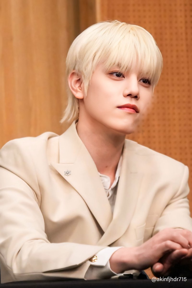 akinfjhdr715's tweet photo. ふんくんお誕生日おめでとう🎂🎉

#NFlying #엔플라잉 #차훈 #ChaHun #HappyHunDay #한여름의_로망_훈이데이
#HAPPY_HUN_DAY https://t.co/0skQBdpVDF