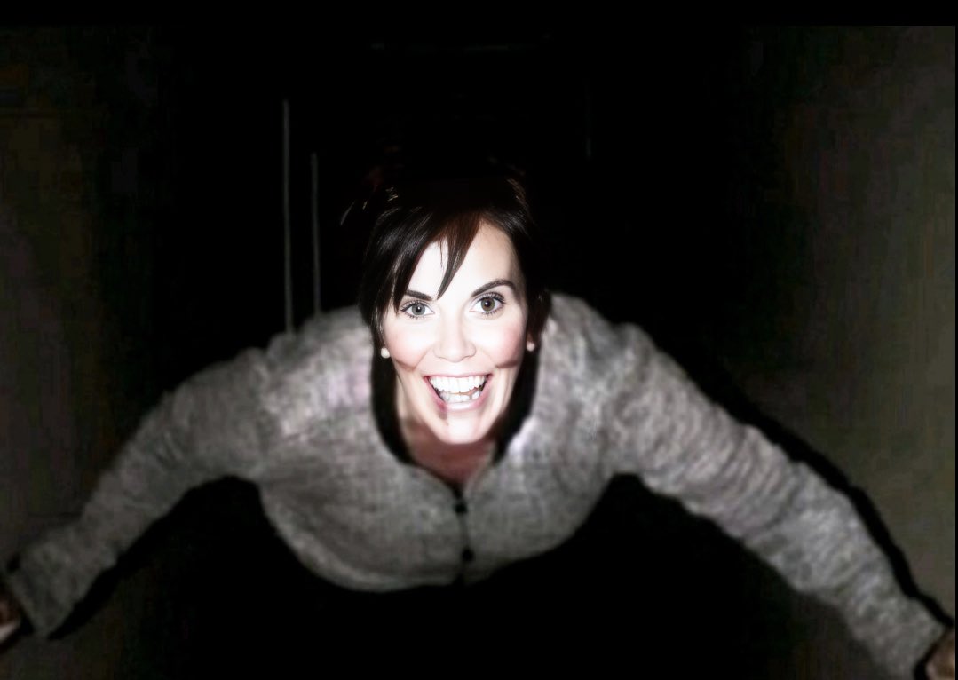 objectionokay's tweet image. 🧃🚨YOU HAVE BEEN VISITED BY "REGULAR MOM" JEN MCCABE🚨🧃
🍦
If you don’t forward this to 6 people and two MSP troopers in the next 4 minutes, Jen will appear in your driveway at 2:27 am, reversing a black Lexus into your soul while texting “umm well?” to the DA.
