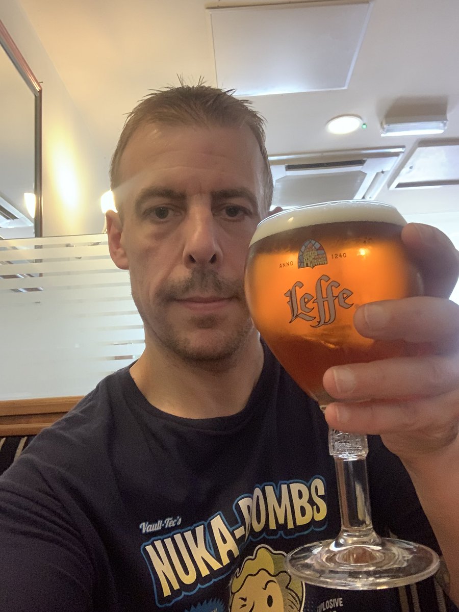 Happy sweaty Friday people 😃