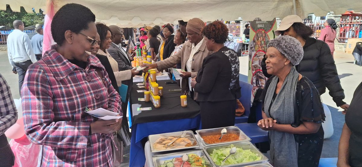 Day 2 of the Bulawayo MSMEs Winter Exhibition saw high energy and great sales! Ms. Gwazi, representing Minister Judith Ncube, toured the stands, celebrating the innovation of local entrepreneurs — including our very own BVTA members.