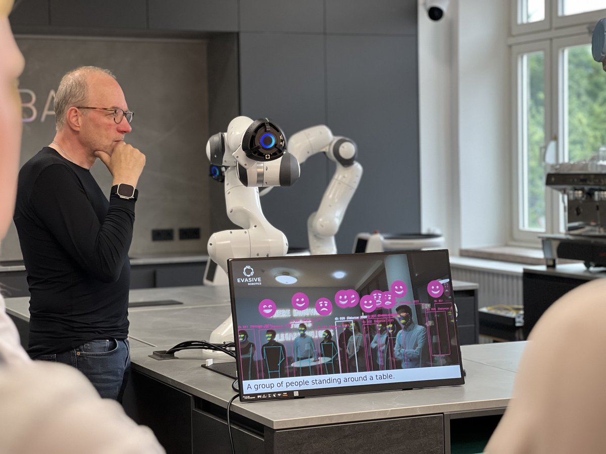 TactileInternet's tweet image. Today we hosted a delegation from the @Der_BDI.
We discussed the potential of the #TactileInternet for #industry and showed our CeTIBAR, robotics bar for human-machine interaction research.
@tudresden_de @dfg_public #innovation
