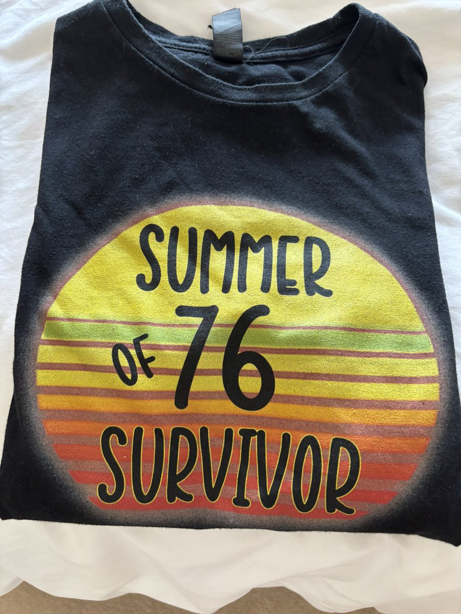 GinnyA24601's tweet image. This is my husband’s favourite T-shirt!
All this propaganda fear porn about the heat.
Ffs it won’t kill us!