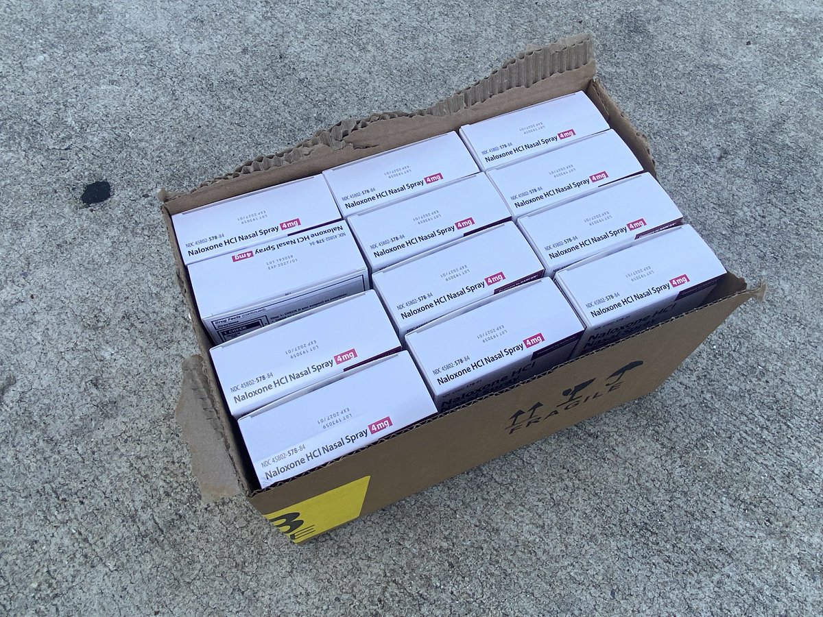TommieClarkWBAL's tweet image. A box full of Narcan sits at Pennsylvania/ W North Ave. City agencies & community groups are here to hand it out - along with test strips & other resources. We are live @ noon with what’s gone on overnight and what to expect in the coming weeks. @wbaltv11