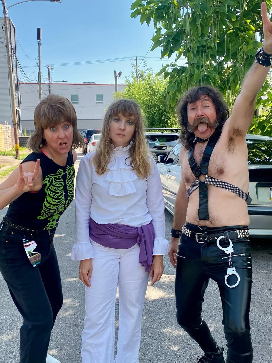 SpinalTap's tweet image. Our two word review, excellent taste. Congrats to our winners of the #SpinalTapLookAlike Contest!
(via IG: michaelweberjr, svensmith666, toddhanson, sparkling_princess)