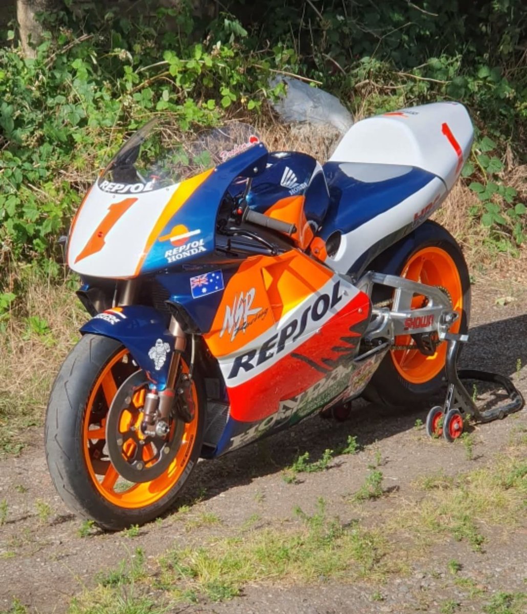2Moto have released photos of the freshly painted Doohan Repsol