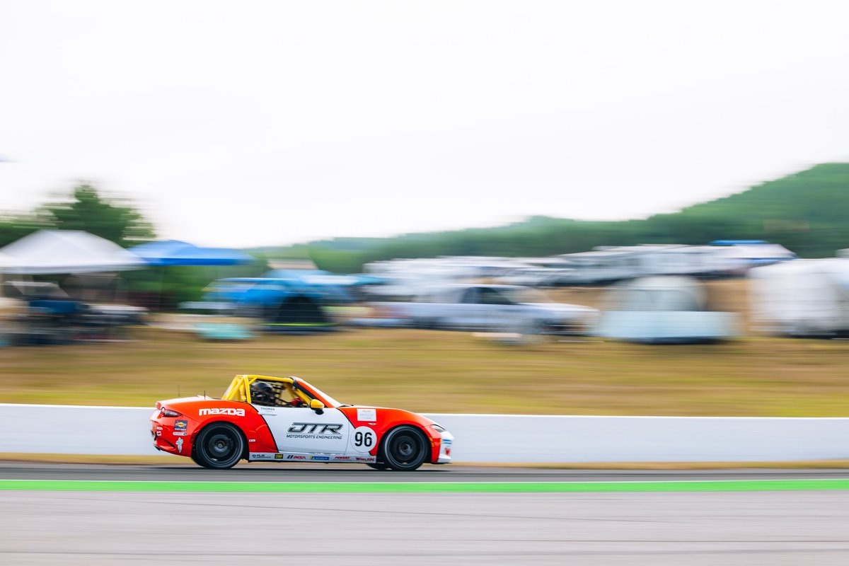 performanceflis's tweet photo. Jared Thomas sets the #MX5Cup pace at #CTMP! Currently third in the points, will the two time series champ make it a third?
#MazdaMotorsports #IMSA #FlisPerformance #WhelenMotorsports https://t.co/Bx9uomgVkW