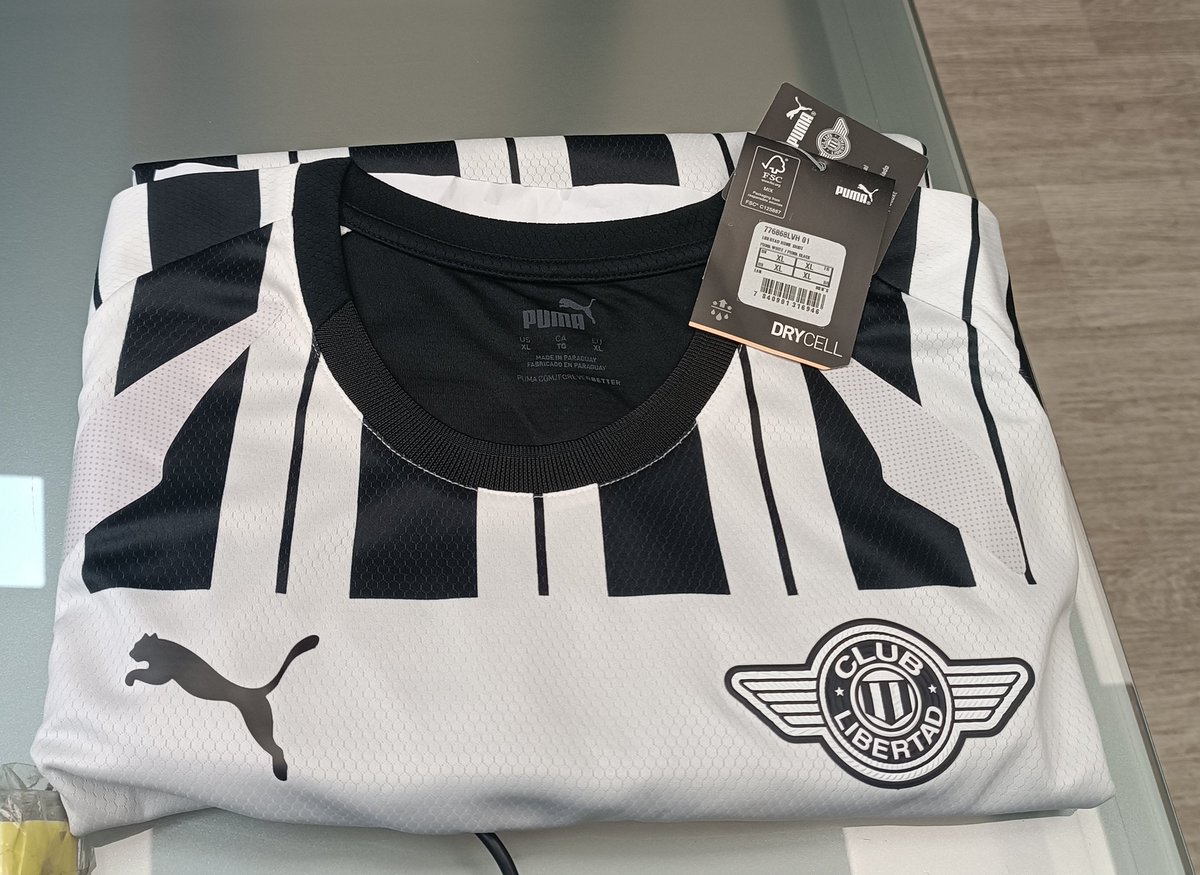 Gentileza de <a href="/PUMAParaguay/">Puma Paraguay</a> regalamos la camiseta de #Libertad

#AM1080