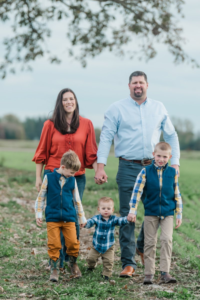 SugarAlliance's tweet image. Take the time to #ThankAFarmer today! Meet Peter Maxwell, a Michigan sugarbeet farmer. He and his wife Allyson are raising their boys on their farm and working hard to pass their way of life to the next generation.
“Sugarbeets are a huge part of our life… My vision for the…