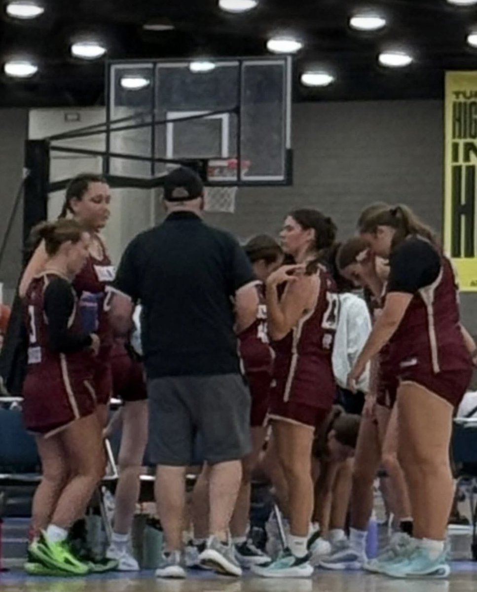 Matt DellaBarba (@mdell74) on Twitter photo Looking forward to our 2027 <a href="/MTEliteDucks/">MT Elite Ducks</a> Emerald first bracket play game tonight @ 7:20pm on court 24 at the Kentucky Expo Center vs. a talented Martin Bros. Team from Iowa. Thank you to all of the college coaches that stopped by our games yesterday, hope to see you tonight! Looking forward to our 2027 <a href="/MTEliteDucks/">MT Elite Ducks</a> Emerald first bracket play game tonight @ 7:20pm on court 24 at the Kentucky Expo Center vs. a talented Martin Bros. Team from Iowa. Thank you to all of the college coaches that stopped by our games yesterday, hope to see you tonight!