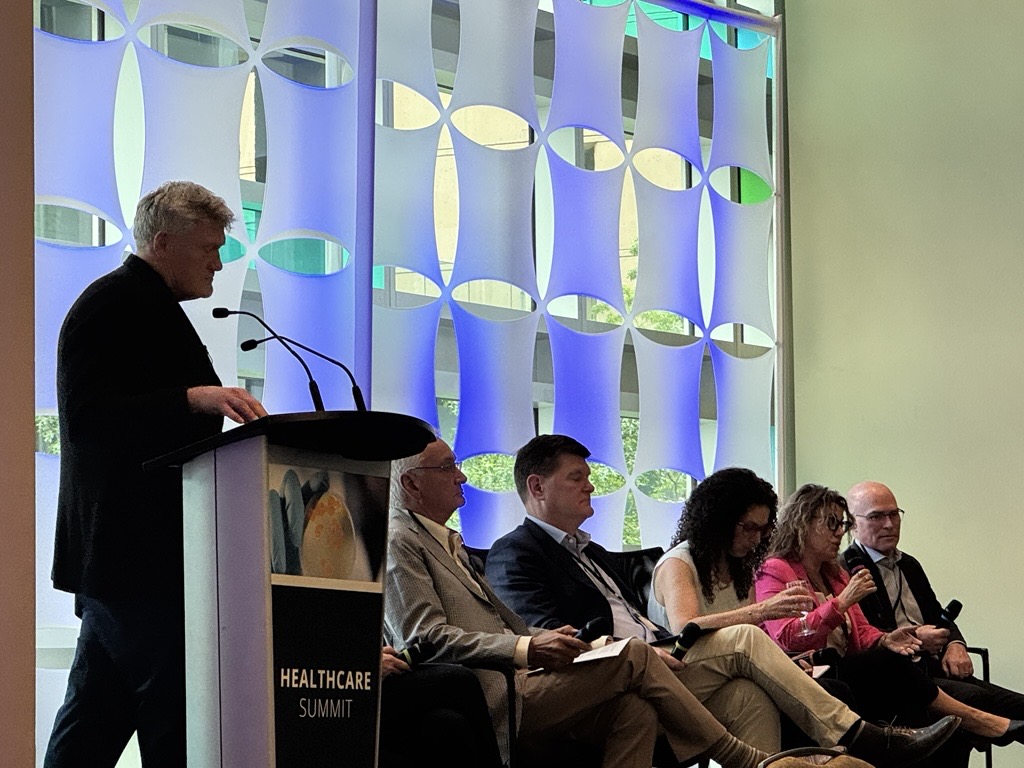 GenomeBC's tweet image. Genome BC’s CSO, Dr. Federica Di Palma, @ScienceisGlobal
closed this year’s  #HealthSummit2025, highlighting that healthy aging means adding life to years—and genomics plays a vital role. To unlock its full potential, we must be bolder in investing and embedding genomics in care.