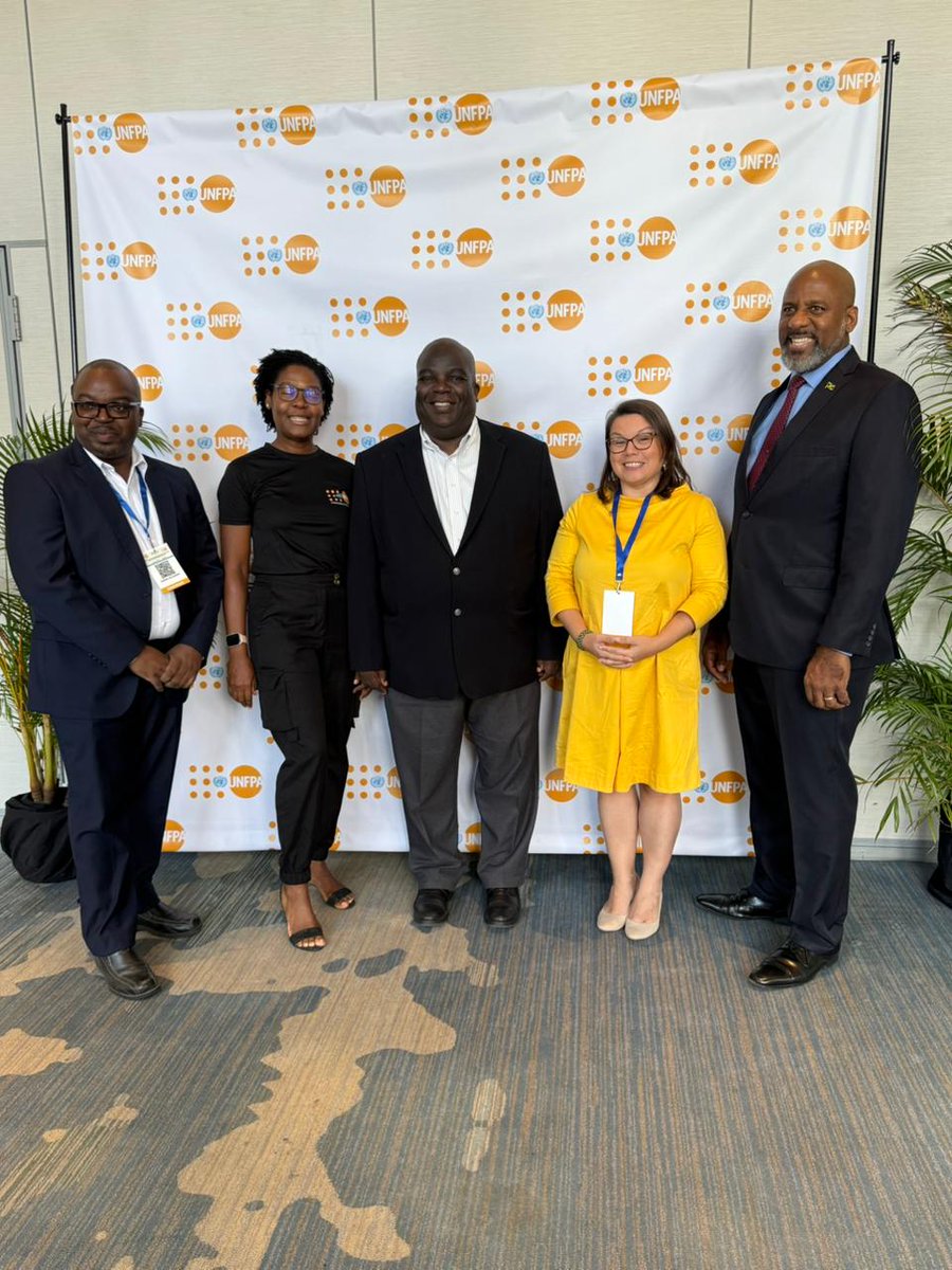On #WorldPopulationDay, Dr Wayne Henry, Director General, PIOJ, Dennis Zulu, RC at <a href="/UNJamaica/">United Nations Jamaica Multi-country Office</a> alongside <a href="/karlsen_jenny/">Jenny Karlsen</a>, Dep Director, Andre Richards, Liaison Officer &amp; Patricia Lewin, Policy Analyst from <a href="/UNFPACaribbean/">UNFPA Sub-regional Office for the Caribbean</a>, acknowledge the continued partnership between UNFPA &amp; PIOJ.