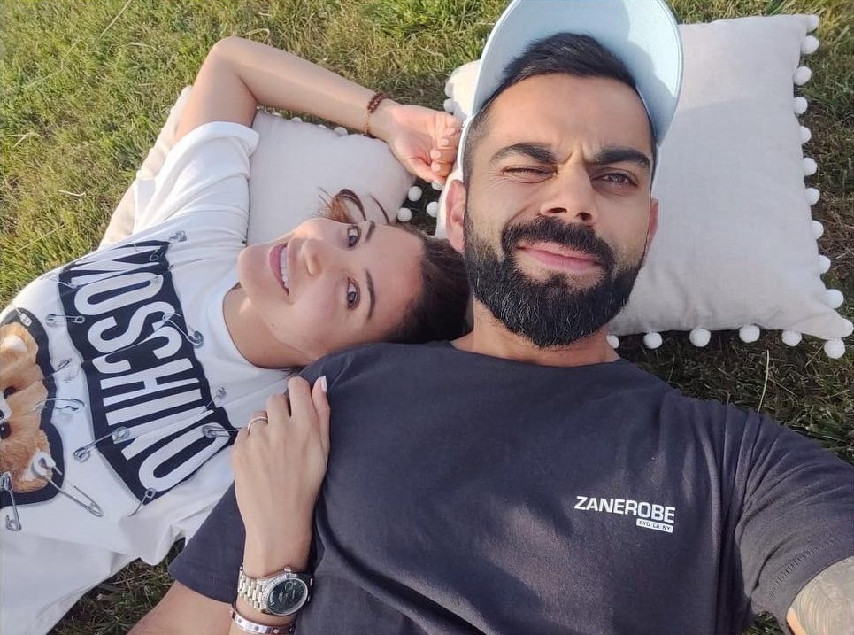 KohliHood's tweet image. Show me a more beautiful couple than Virat and Anushka I will deactivate my account.
