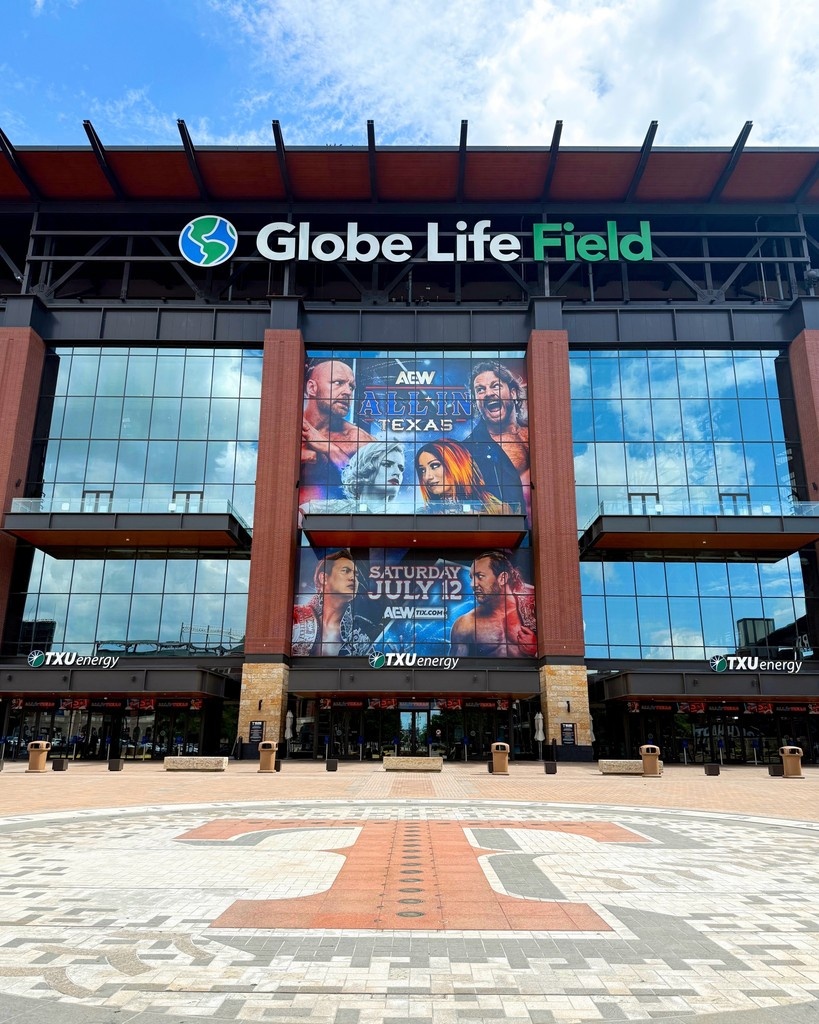 GlobeLifeField's tweet image. THE STAGE IS SET 🏟️
See y'all tomorrow for @AEW All In: Texas at Globe Life Field!
Secure your tickets TODAY⬇️
🎟️: l8r.it/vAlJ