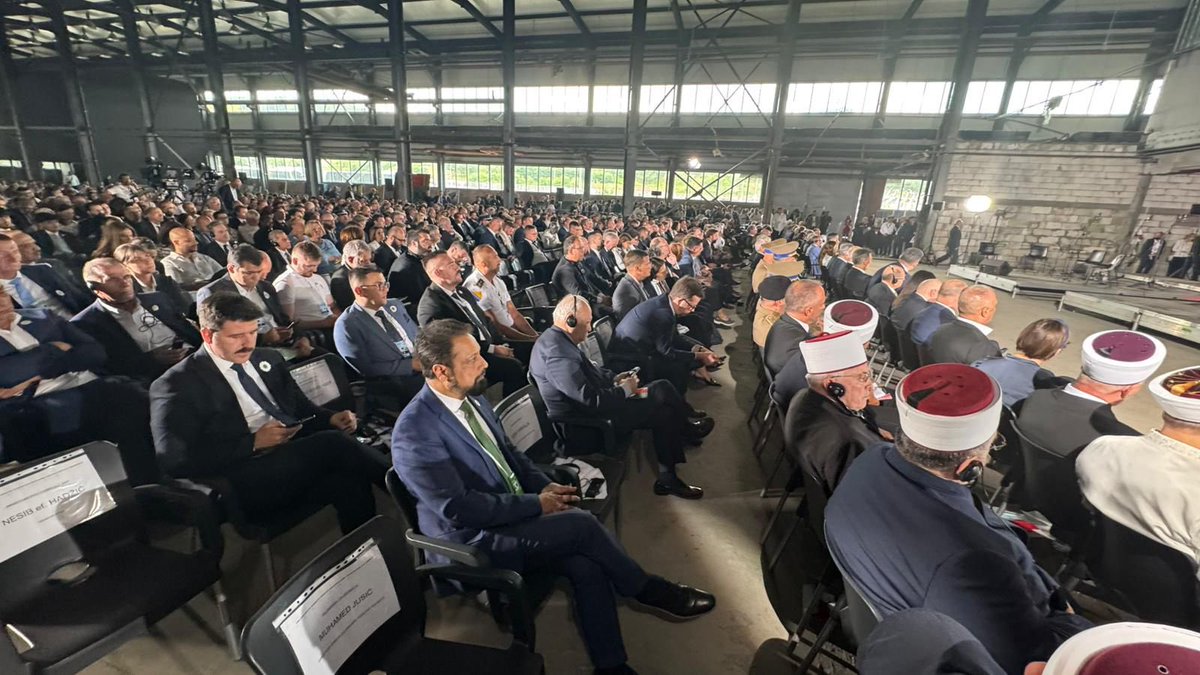 Dr Waqar Azmi OBE (@_waqarazmi) on Twitter photo Today, on 30th anniversary of Srebrenica genocide, I stood in PotoÄŤari to honour the victims & bury 7 more souls finally laid to rest. As Chair of <a href="/SrebrenicaUK/">Remembering Srebrenica</a> & President of <a href="/bhuknetwork/">Bosnia UK Network</a>, I brought with me solidarity, sorrow & resolve of people across the UK
We’ll never forget Today, on 30th anniversary of Srebrenica genocide, I stood in Potočari to honour the victims & bury 7 more souls finally laid to rest. As Chair of <a href="/SrebrenicaUK/">Remembering Srebrenica</a> & President of <a href="/bhuknetwork/">Bosnia UK Network</a>, I brought with me solidarity, sorrow & resolve of people across the UK
We’ll never forget